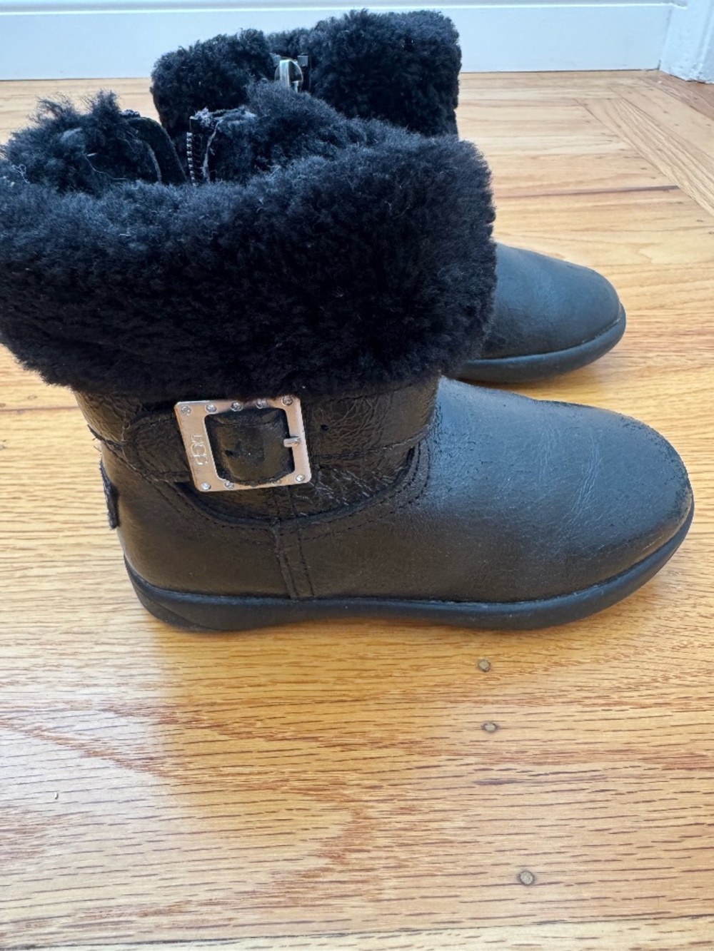 Black Ugg Boots